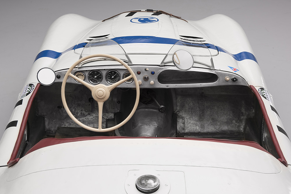 skoda sport 1949 interior