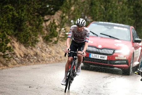 el nuevo elroq debutará en el mundo del ciclismo en la volta ciclista a catalunya