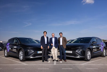 skoda entrega a cabify 120 elroq para dar servicio en madrid